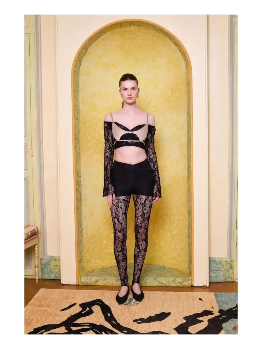 Женское кружевное боди с контрастной вставкой The Party Edit Lace Body with Contrast Bust Panel PCFG — изображение 6 из 9