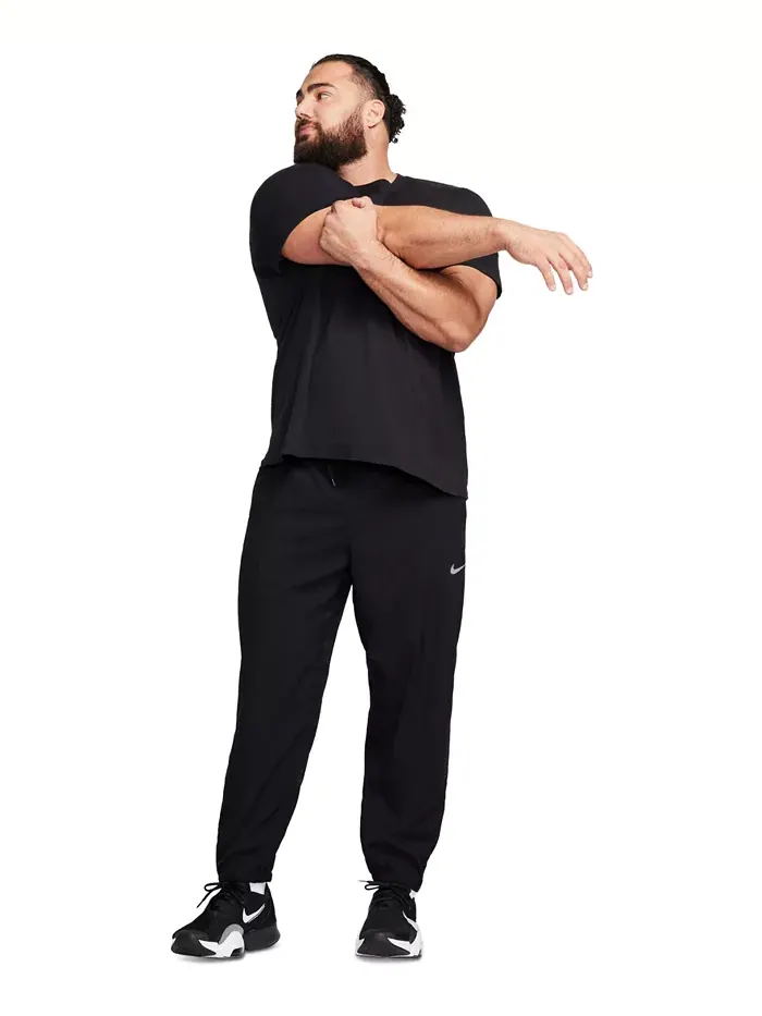 Мужские тренировочные брюки Form Dri-FIT стандартной посадки с сужением к низу Nike — изображение 6 из 6, черный/черный