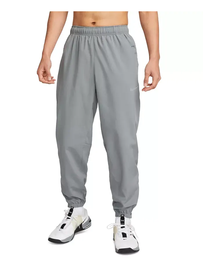 Мужские тренировочные брюки Form Dri-FIT стандартной посадки с сужением к низу Nike — изображение 1 из 7, серый/черный