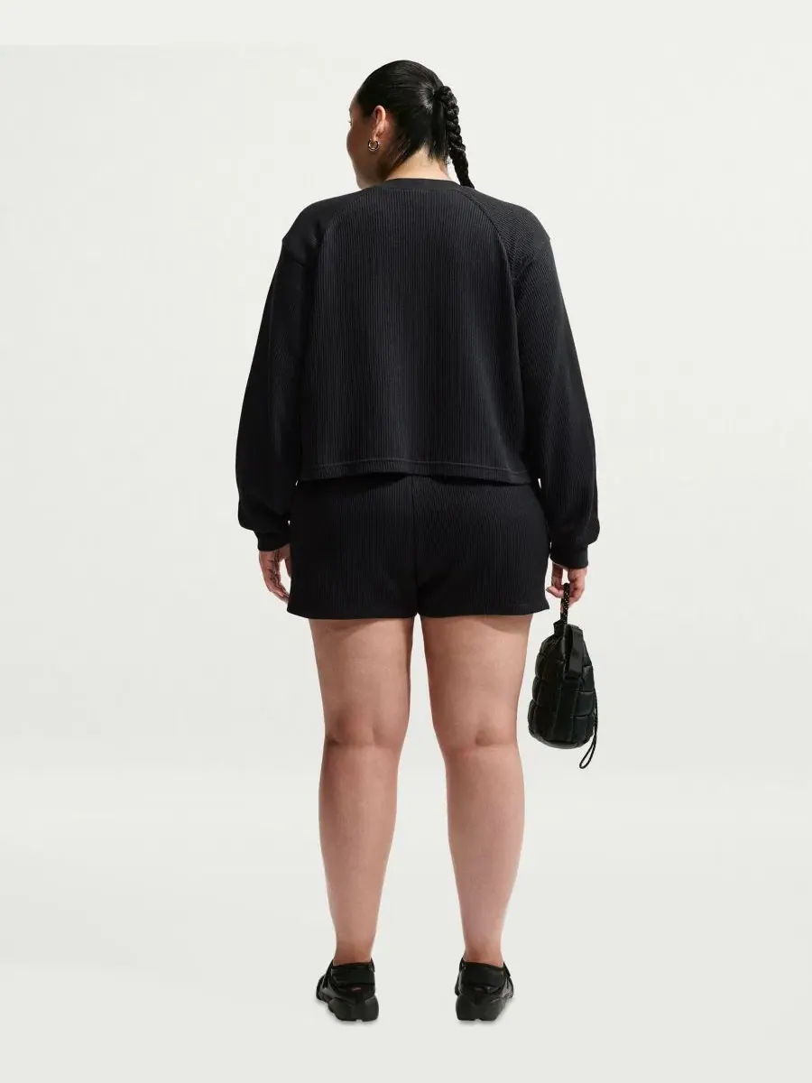 Футболка с длинным рукавом Nike Sportswear Chill Waffle Plus Size Oversized Henley Long-Sleeve Top — изображение 5 из 6
