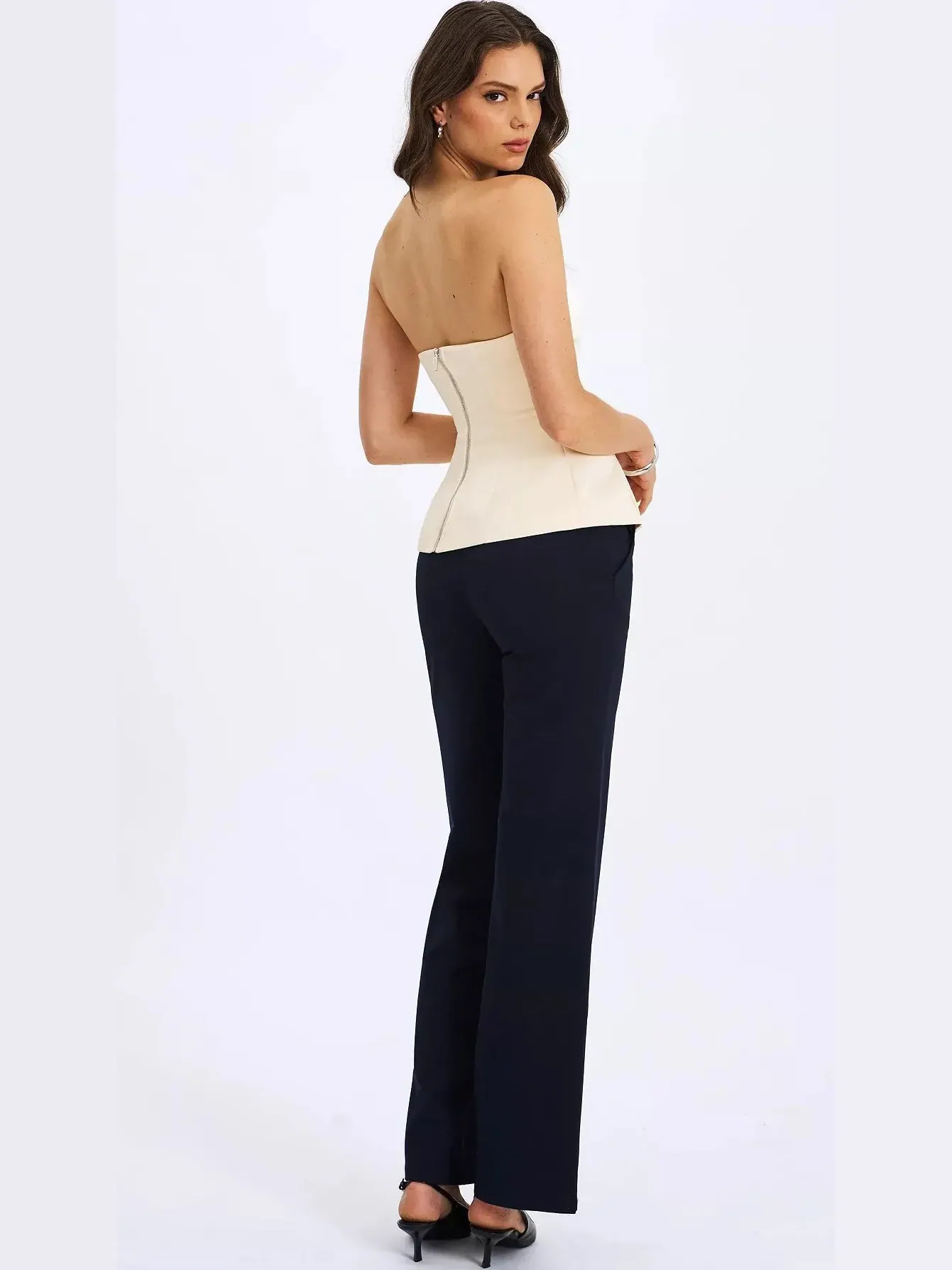 Топ Miss Circle Yani Asymmetrical Lapel Sleeveless Peplum — изображение 6 из 7, слоновая кость