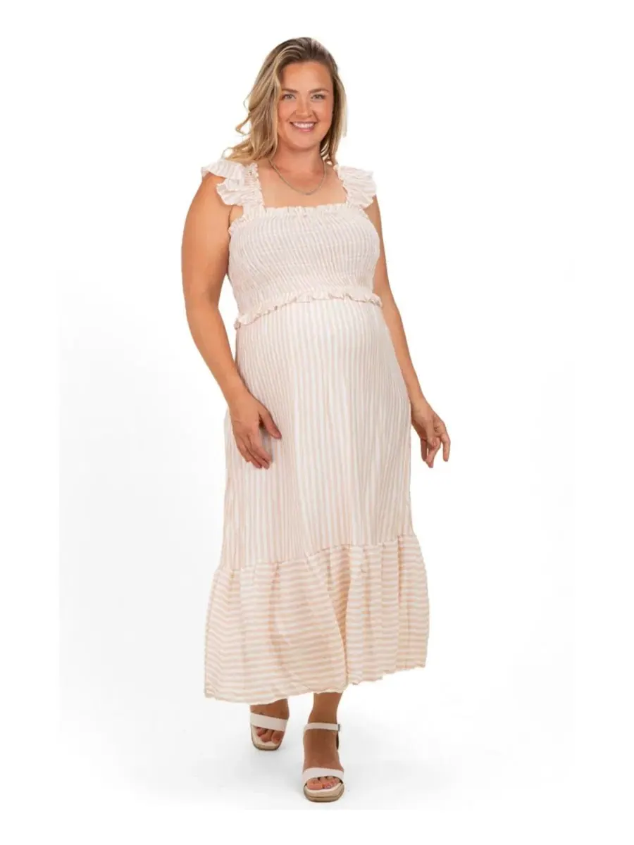 Платье миди с рюшами и принтом в полоску, Smocked Maternity Plus Midi Dress Pinkblush — изображение 1 из 3, бежевый