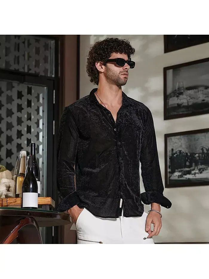 Мужская рубашка Onyx Black Solid Velvet Campus Sutra — изображение 4 из 7, черный