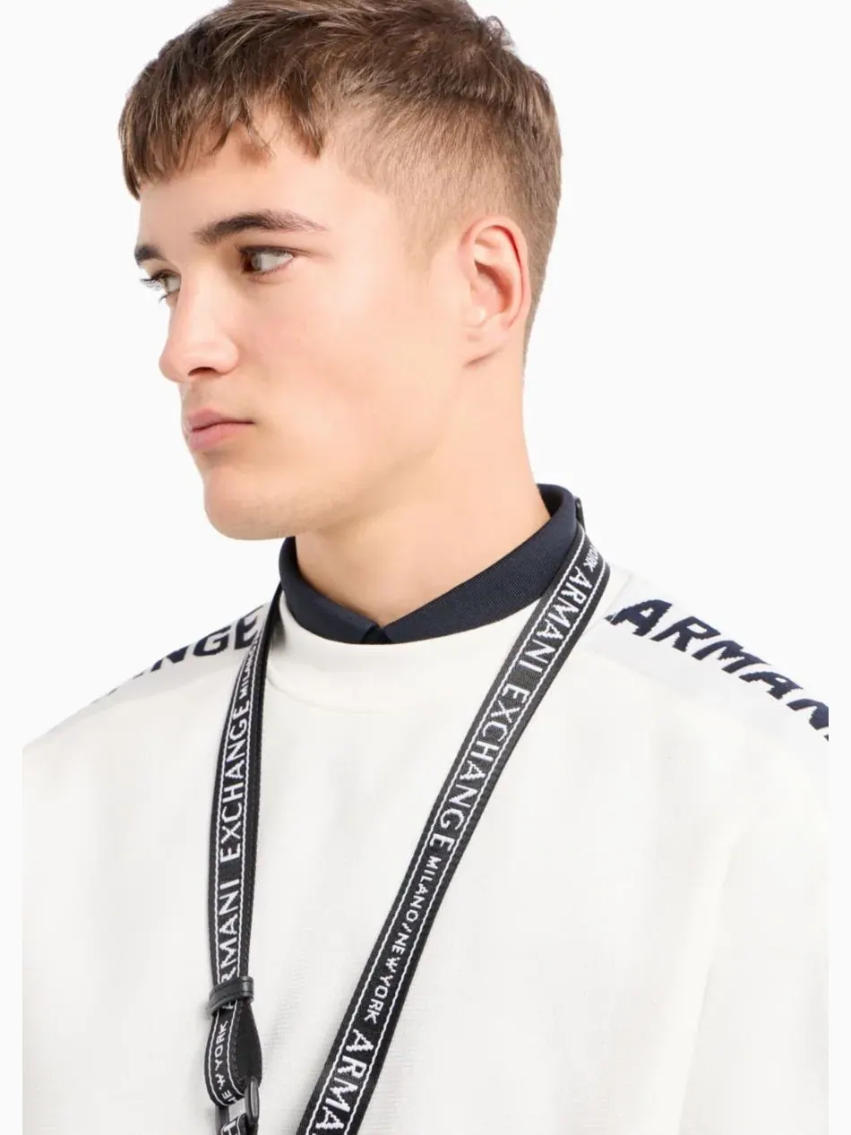 Мужская толстовка с жаккардовым логотипом и круглым вырезом на рукаве A|X Armani Exchange — изображение 5 из 5, белый