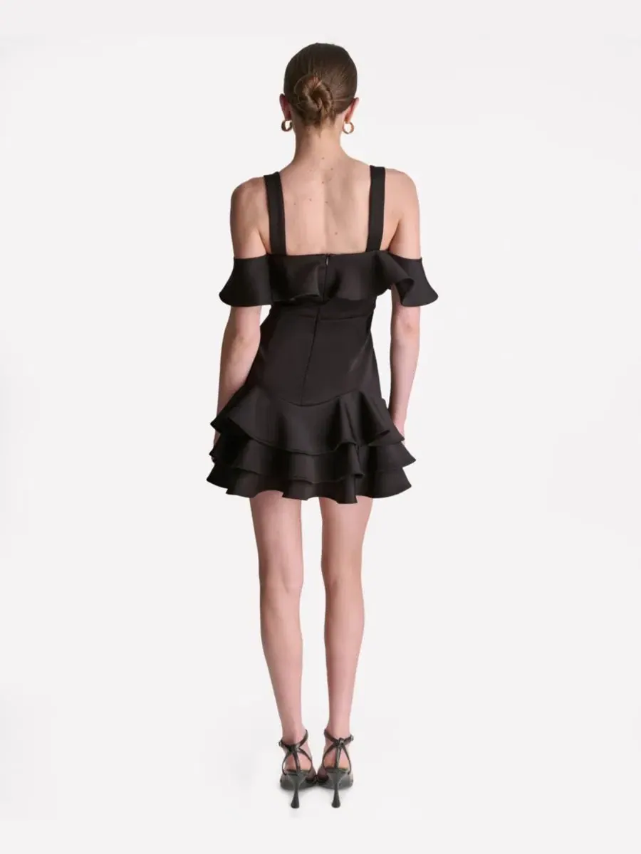Платье мини с открытыми плечами и рюшами BCBG — изображение 5 из 5, черный