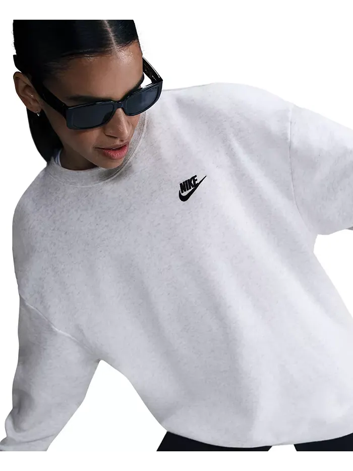 Спортивная одежда для женщин: свободный худи Club Fleece с круглым вырезом Nike — изображение 2 из 3, розовый