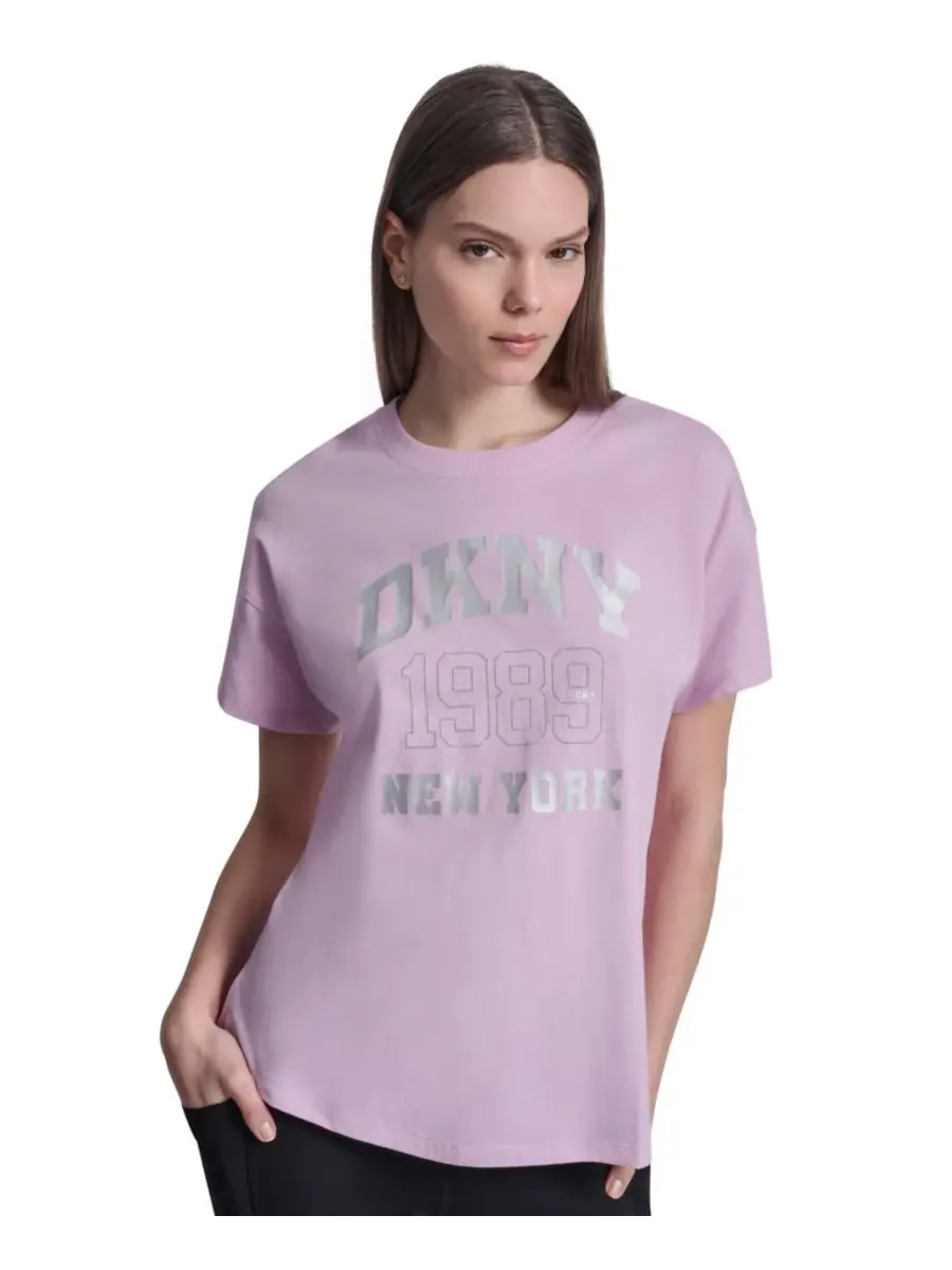 Футболка с коротким рукавом DKNY New York 1989 с логотипом DKNY Sport — изображение 1 из 8, розовый