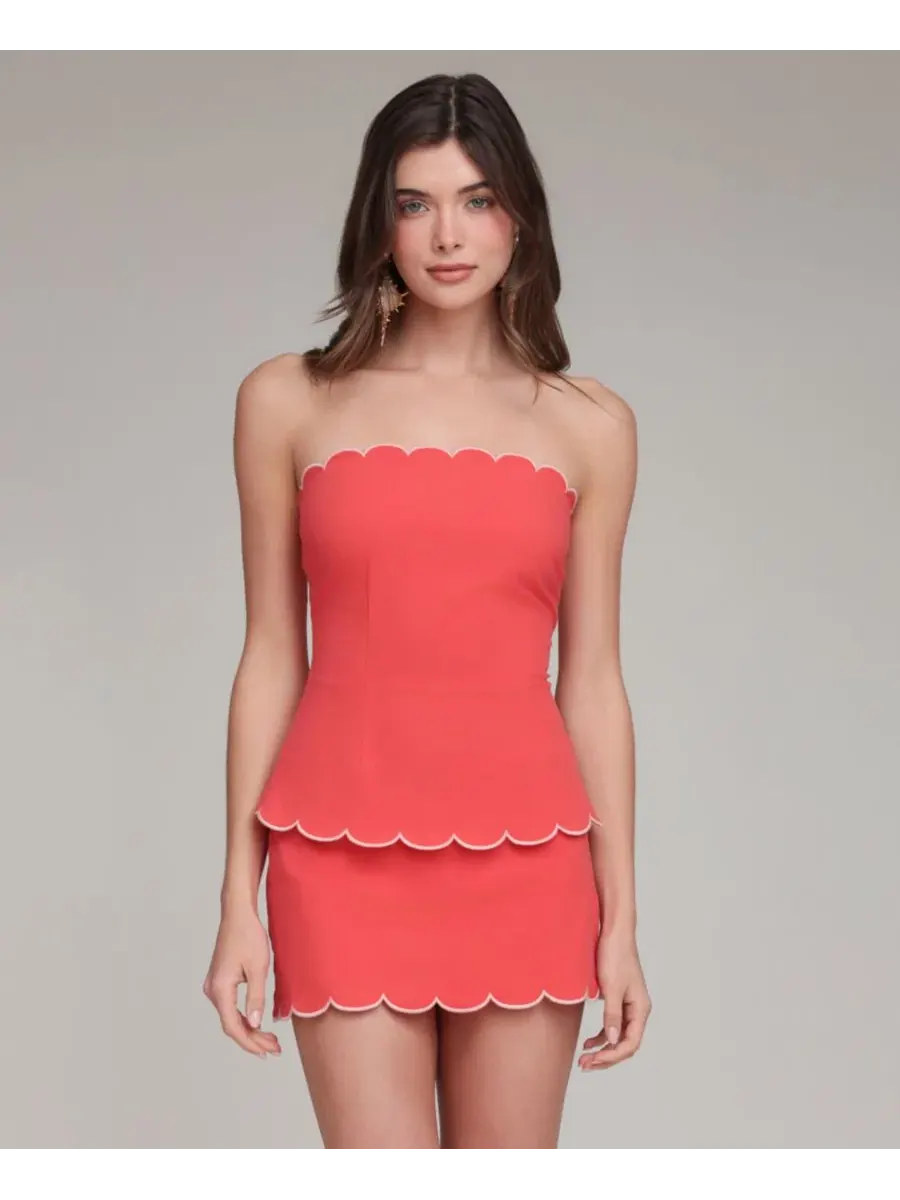 Юбка-шорты с волнистым краем и заниженной талией, модель Scalloped Edge Low-Rise Mini Skort Avec — изображение 4 из 8