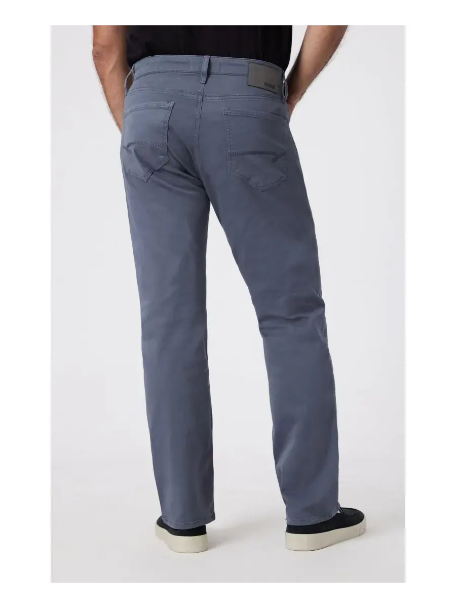 Mavi Jeans Мужские повседневные брюки Zach прямого кроя из саржи песочного цвета — изображение 3 из 6, синий
