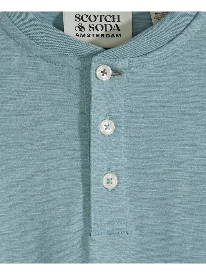 Футболка-поло для мальчиков больших размеров из мягкого джерси SCOTCH & SODA — изображение 7 из 11, синий