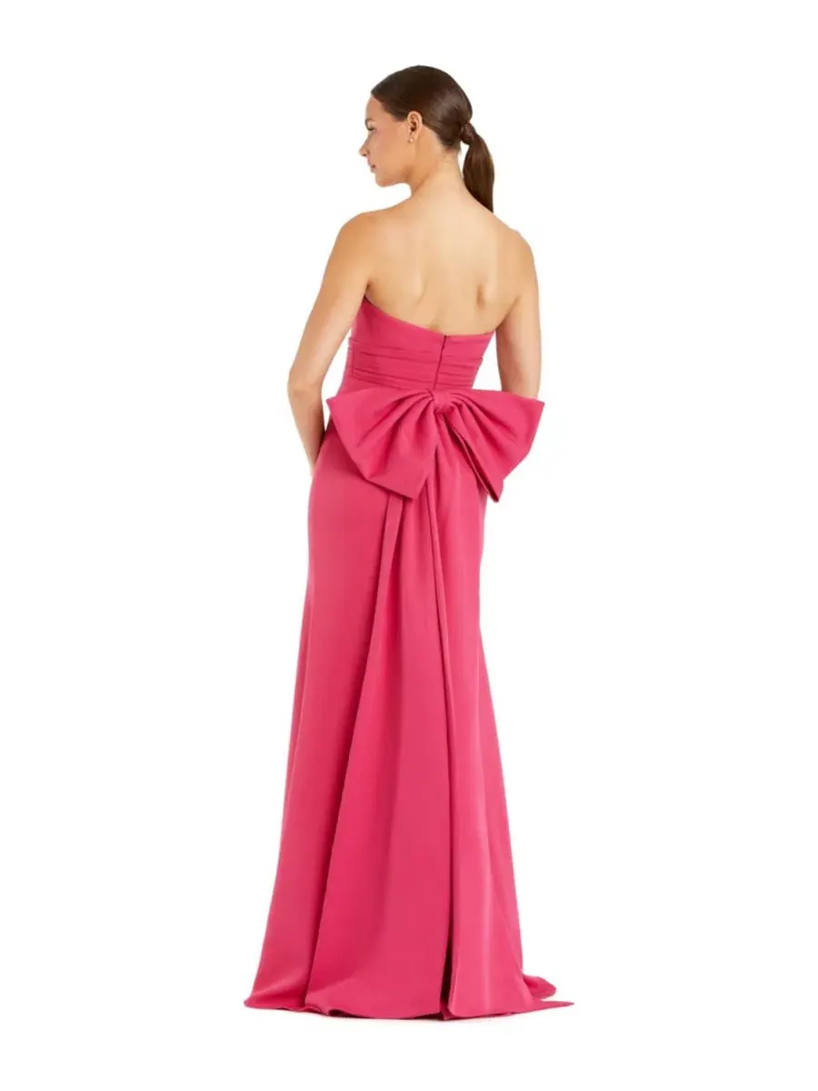 Платье из крепа без бретелек с бантом на спине, модель Oversized Bow Mac Duggal — изображение 3 из 4, розовый