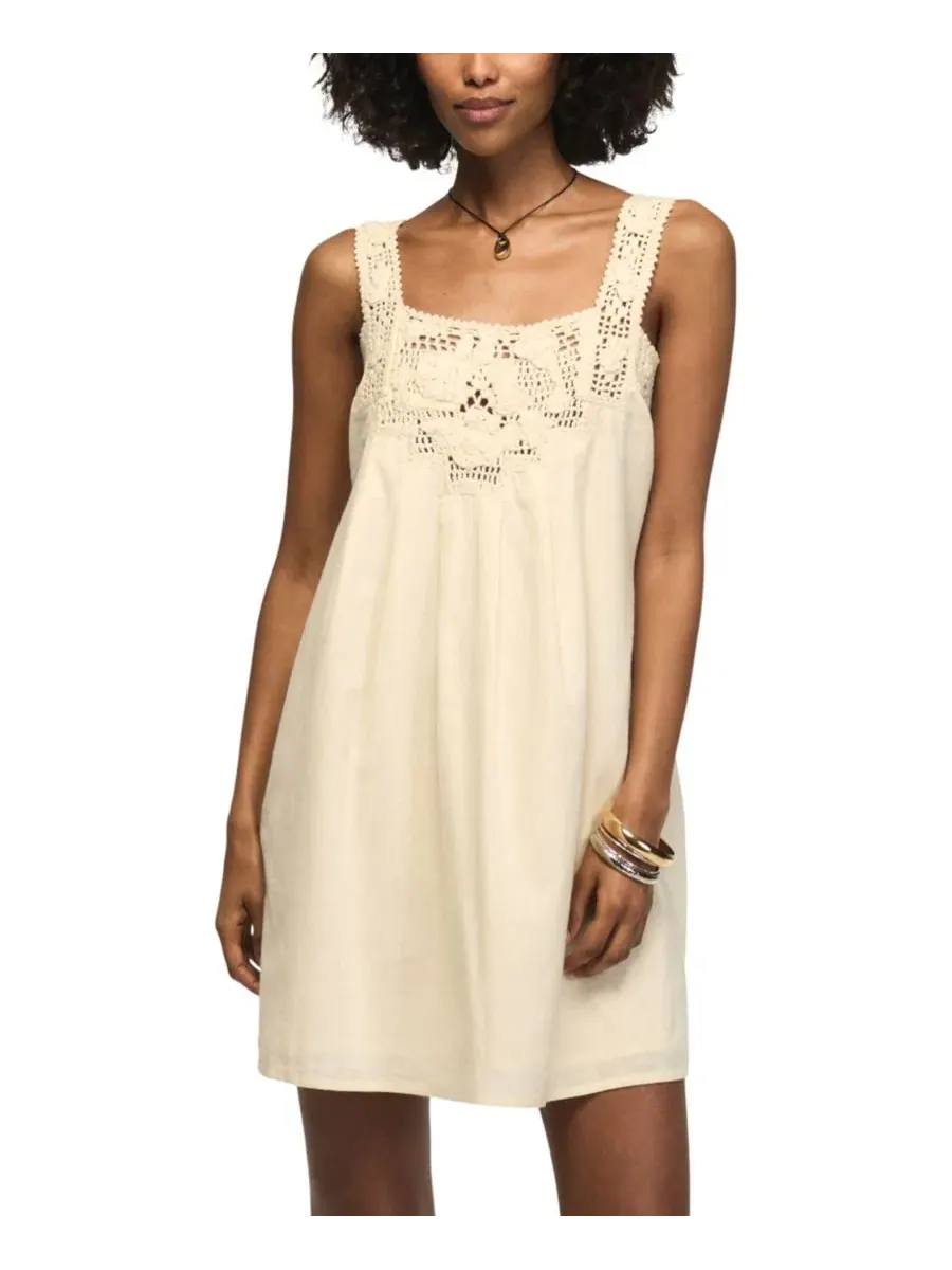 Платье-трапеция мини с кружевной отделкой, Crochet Sleeveless Mini Shift Dress Lucky Brand — изображение 1 из 5, бежевый