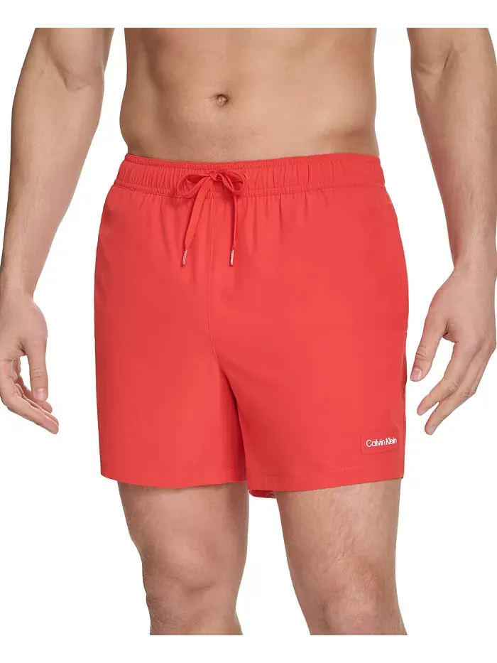 Мужские основные плавки Euro Regular-Fit Quick-Dry 5" с компрессионным лайнером Calvin Klein — изображение 3 из 6, красный