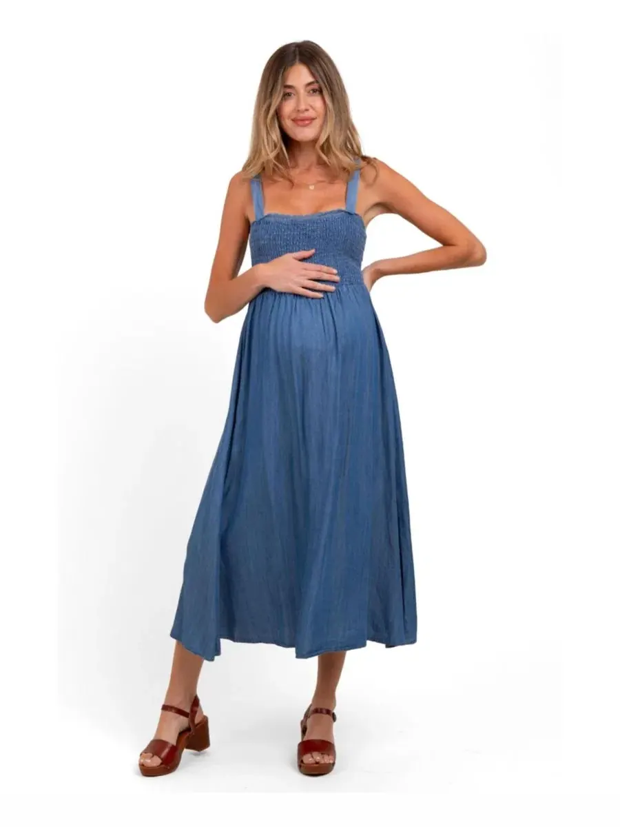 Платье-миди для беременных без рукавов Smocked Chambray Tie Back Cutout Pinkblush — изображение 1 из 3, синий