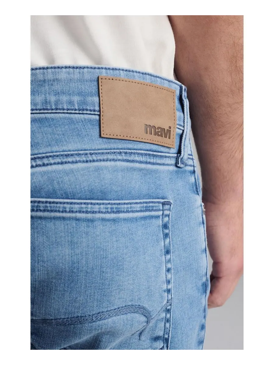 Мужские брюки Mavi Jake Slim Leg в светлом оттенке с матовой поверхностью Supermove Mavi Jeans — изображение 4 из 6