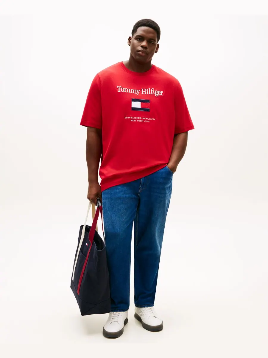 Мужская футболка больших размеров с вышитым флагом Tommy Hilfiger — изображение 2 из 4, красный