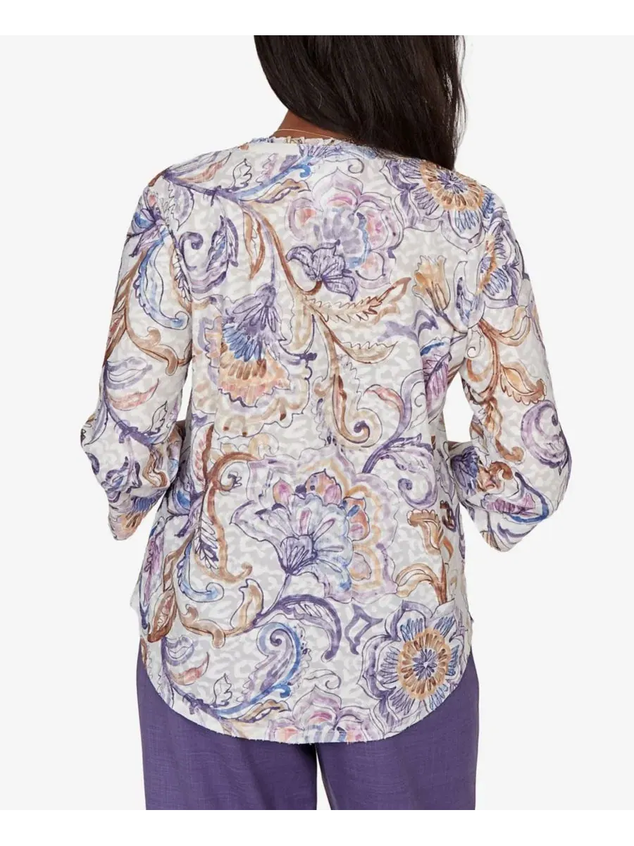 Топ с принтом Jacobean Floral Split Neck Petite Grand Bazaar Alfred Dunner — изображение 5 из 5, мульти