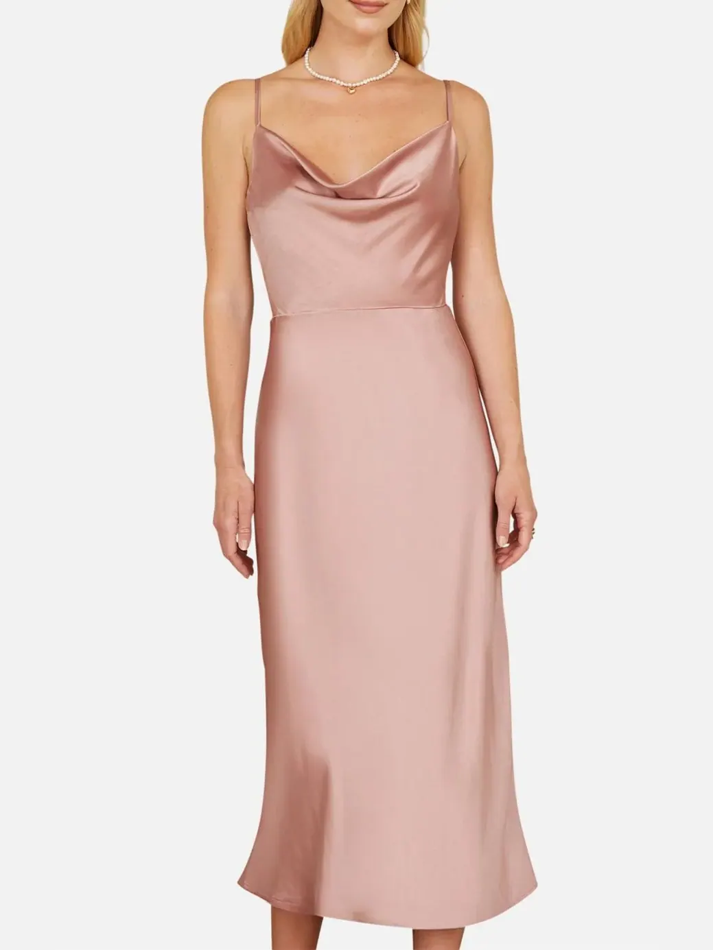 Женское атласное платье миди с воротником-хомутом Yumi — изображение 8 из 8, розовый розовый