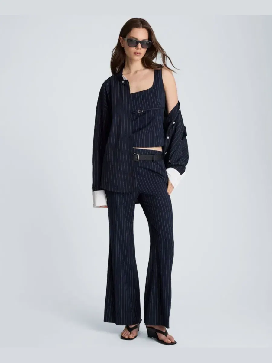 Женские брюки-клеш с поясом в полоску Kenneth Cole — изображение 2 из 7, темно-синий