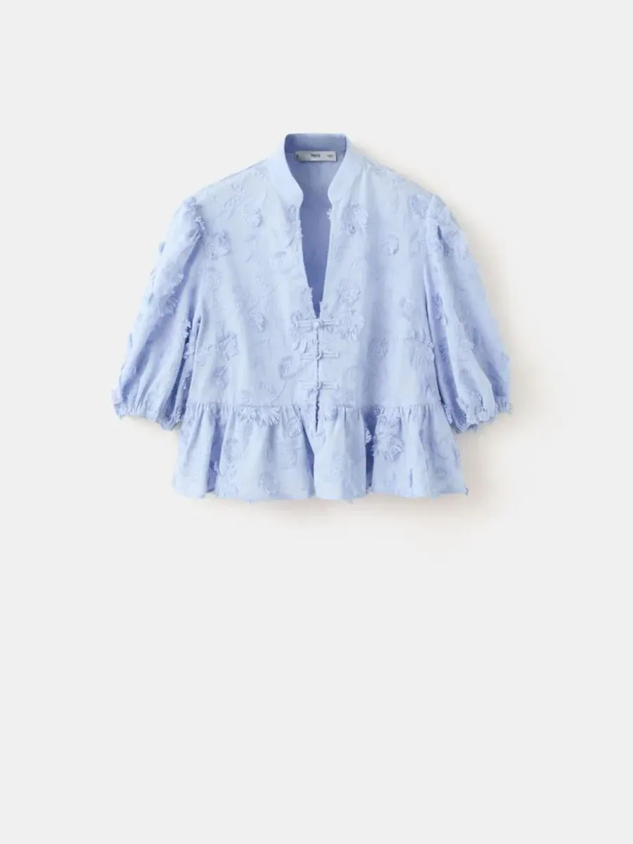 Блуза с вышивкой, с напуском, модель Embroidered Puff-Sleeve Blouse MANGO — изображение 1 из 7, синий