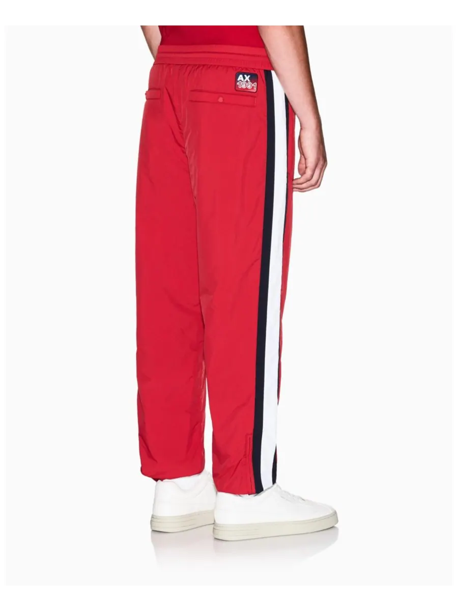 Мужские нейлоновые спортивные брюки с эффектом подтяжки A|X Armani Exchange — изображение 3 из 5, красный