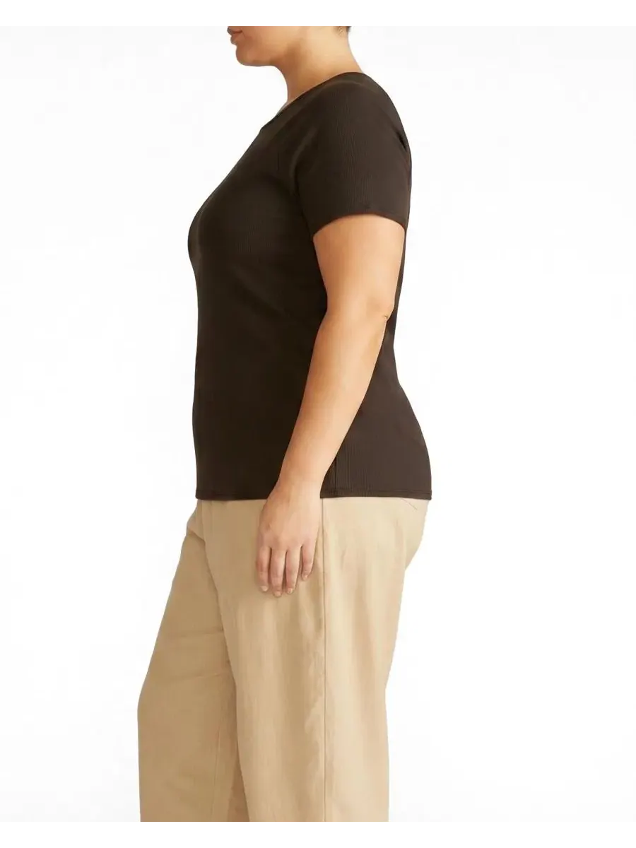 Футболка из риба с мягким вырезом сердечком и рукавом реглан Carey Plus Size Universal Standard — изображение 2 из 3