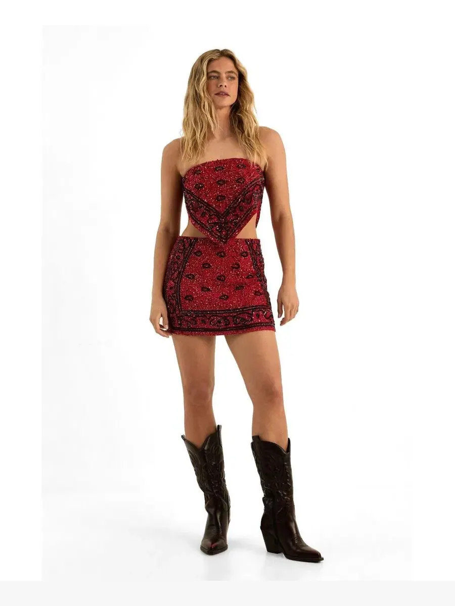 Топ без бретелек с вышивкой пейсли, модель Hand Embellished Hanky Hem Nasty Gal — изображение 2 из 4, красный