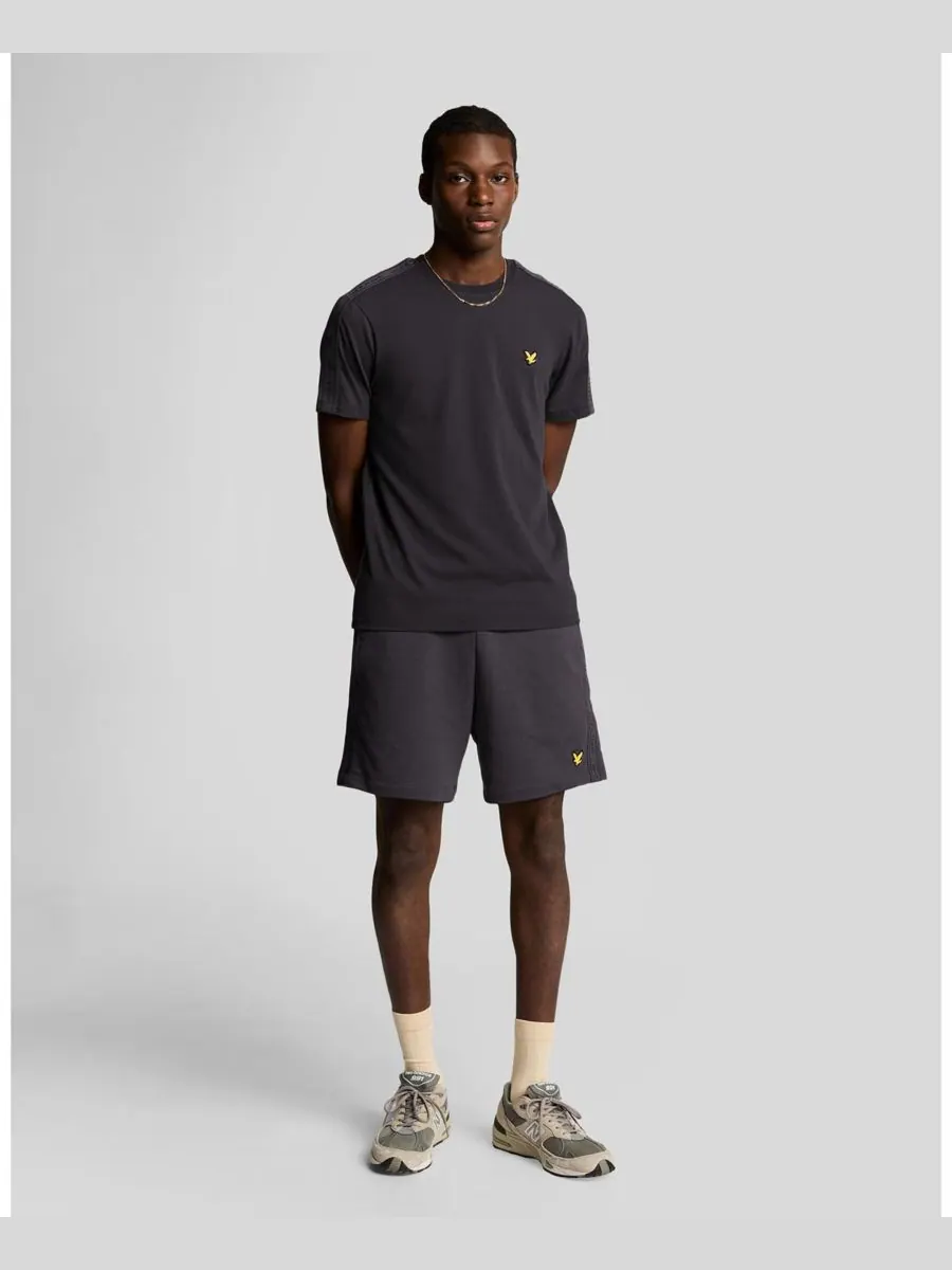 Мужские шорты из клейкой ленты Lyle & Scott — изображение 1 из 5, серый