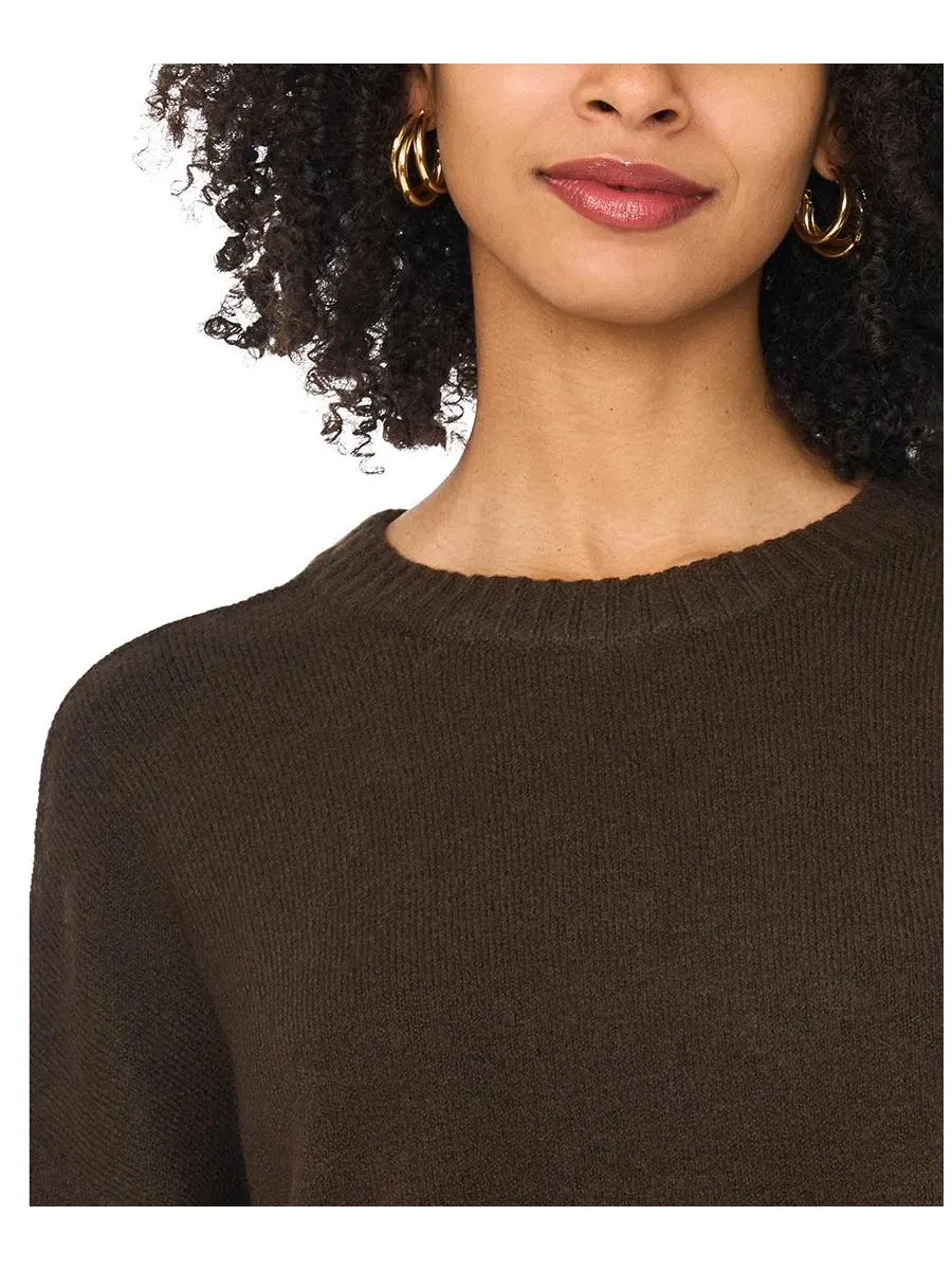 Укороченный свитер с открытыми швами и рукавом 3/4, модель Elbow Length Exposed Seam Crew Crop — изображение 3 из 5, шоколад