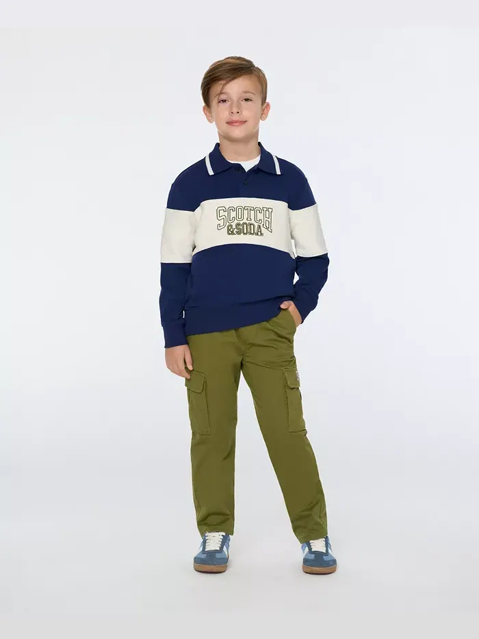 Брюки из эластичного хлопкового твила для мальчиков-подростков SCOTCH & SODA — изображение 7 из 7, зеленый