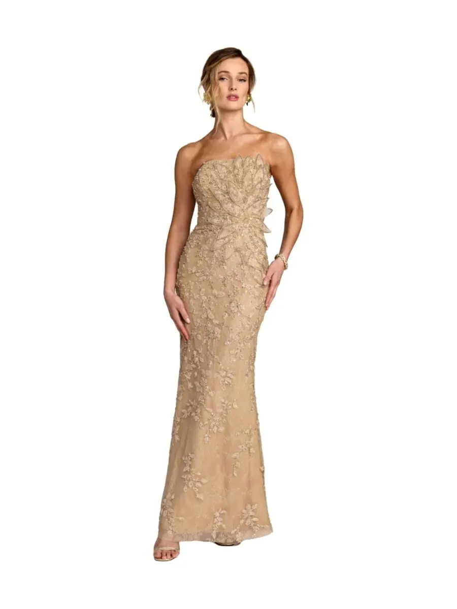Платье-русалка с 3D цветами и жемчугом Petite Beaded Mermaid Gown with 3D Flowers Mac Duggal — изображение 1 из 6, золото