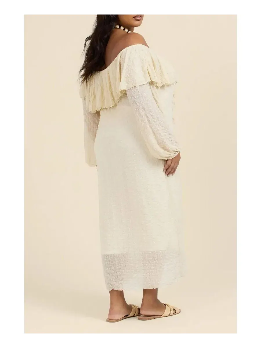 Платье-миди с рюшами Bardot FASHION-SZN CURVE — изображение 4 из 8, бежевый