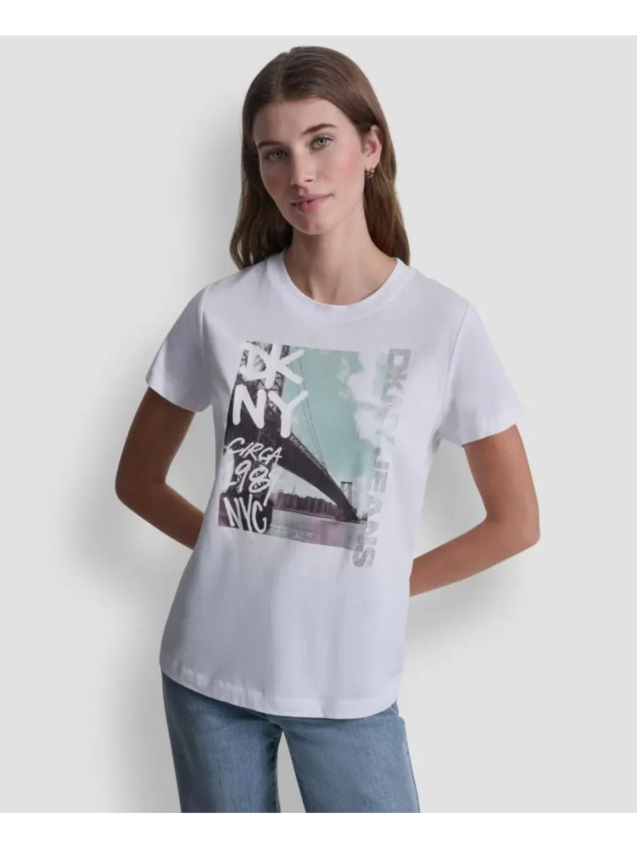 Футболка с принтом и стразами, модель Rhinestone Graffiti Logo DKNY Jeans — изображение 1 из 5, белый/прозрачный