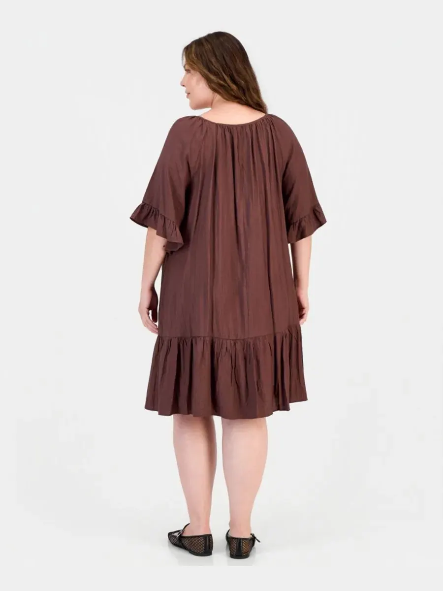 Платье с воланами по низу и рукавом-колоколом, модель Plus Size Ruffle-Hem Bell-Sleeve Split-Neck — изображение 4 из 5