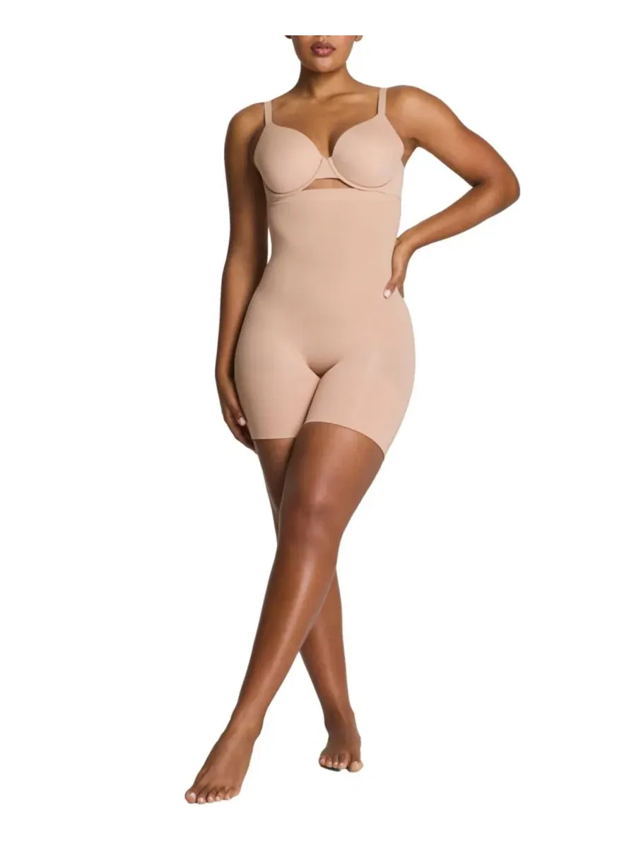 Шорты утягивающие с высокой посадкой SPANX — изображение 1 из 3, чай