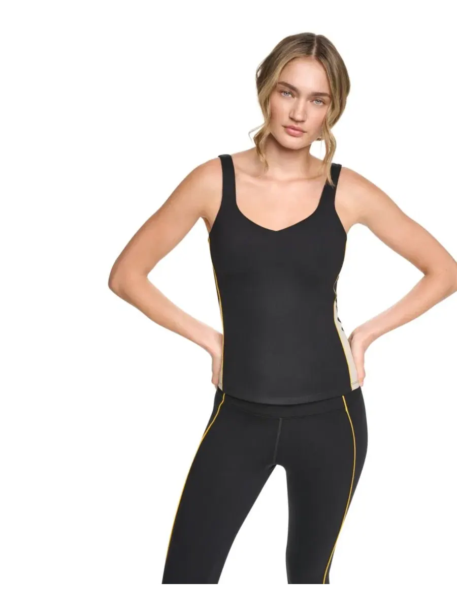 Топ с V-образным вырезом и встроенным бюстгальтером, цветблок DKNY Sport — изображение 1 из 6, черный