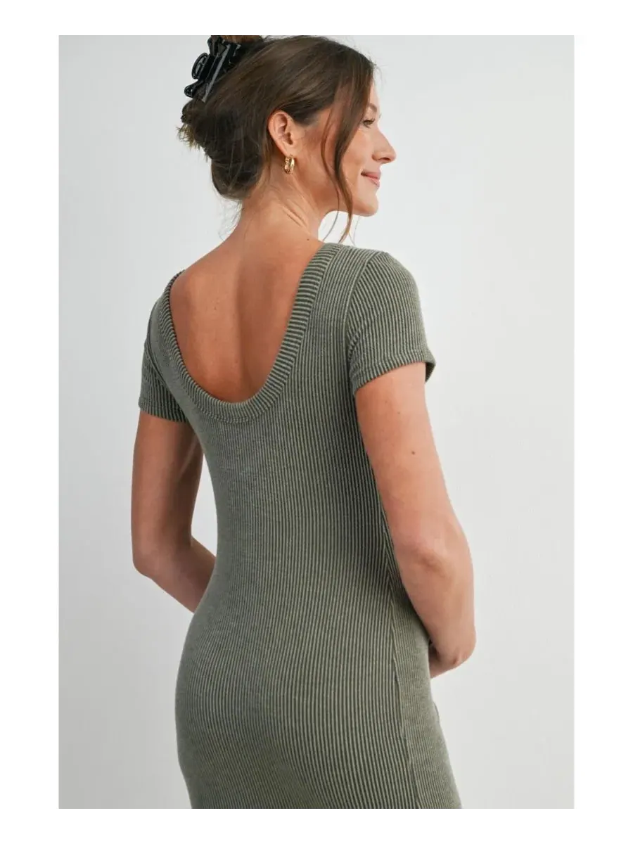 Женское облегающее трикотажное платье миди с короткими рукавами в рубчик для беременных Hello Miz — изображение 5 из 5