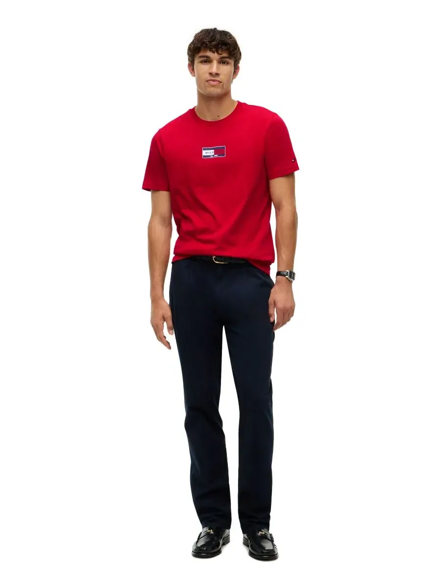 Футболка с принтом Brand Love Small Flag Tommy Hilfiger — изображение 2 из 4, красный
