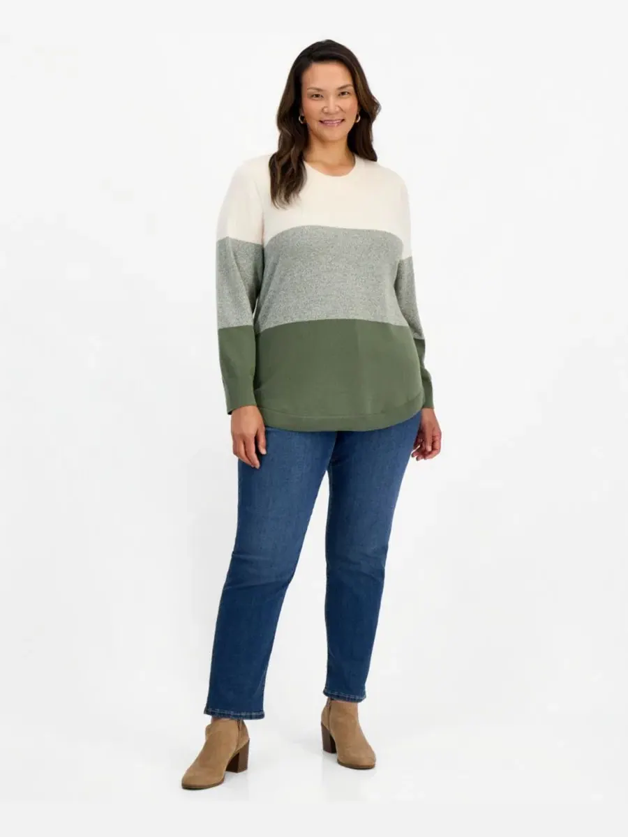 Свитер с цветовой блочной расцветкой и изогнутым низом Plus Size Style & Co — изображение 3 из 3, зеленый