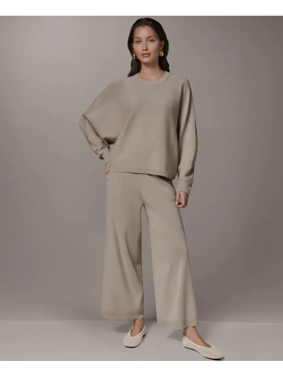 Свитер оверсайз с рукавом-долман и круглым вырезом Donna Karan Weekend — изображение 2 из 6, песчаник