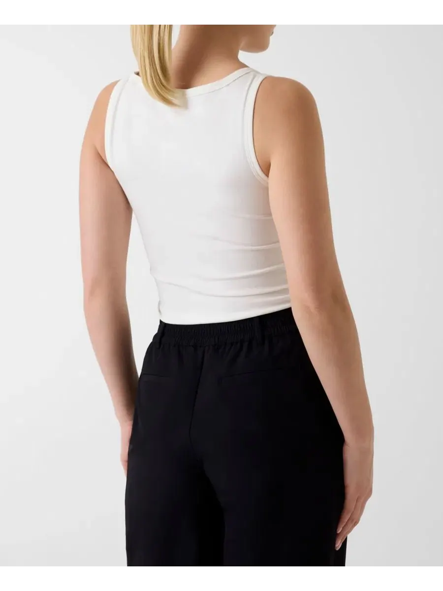 Топ без рукавов с вырезом-лодочка Alya Ribbed Scoop Neck Tank Top GUESS — изображение 4 из 4, белый