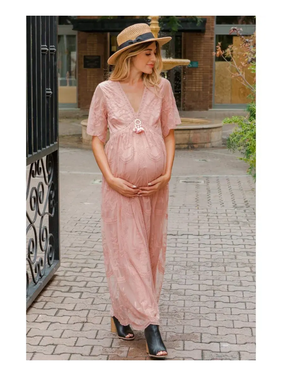 Платье макси с кружевной накладкой, модель Lace Mesh Overlay Maxi Dress Pinkblush — изображение 7 из 10, розовый