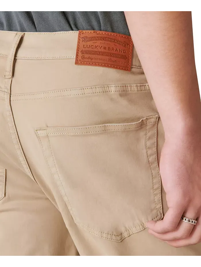 Мужские джинсы 223 Athletic Straight Fit Stretch Lucky Brand — изображение 4 из 5, бежевый