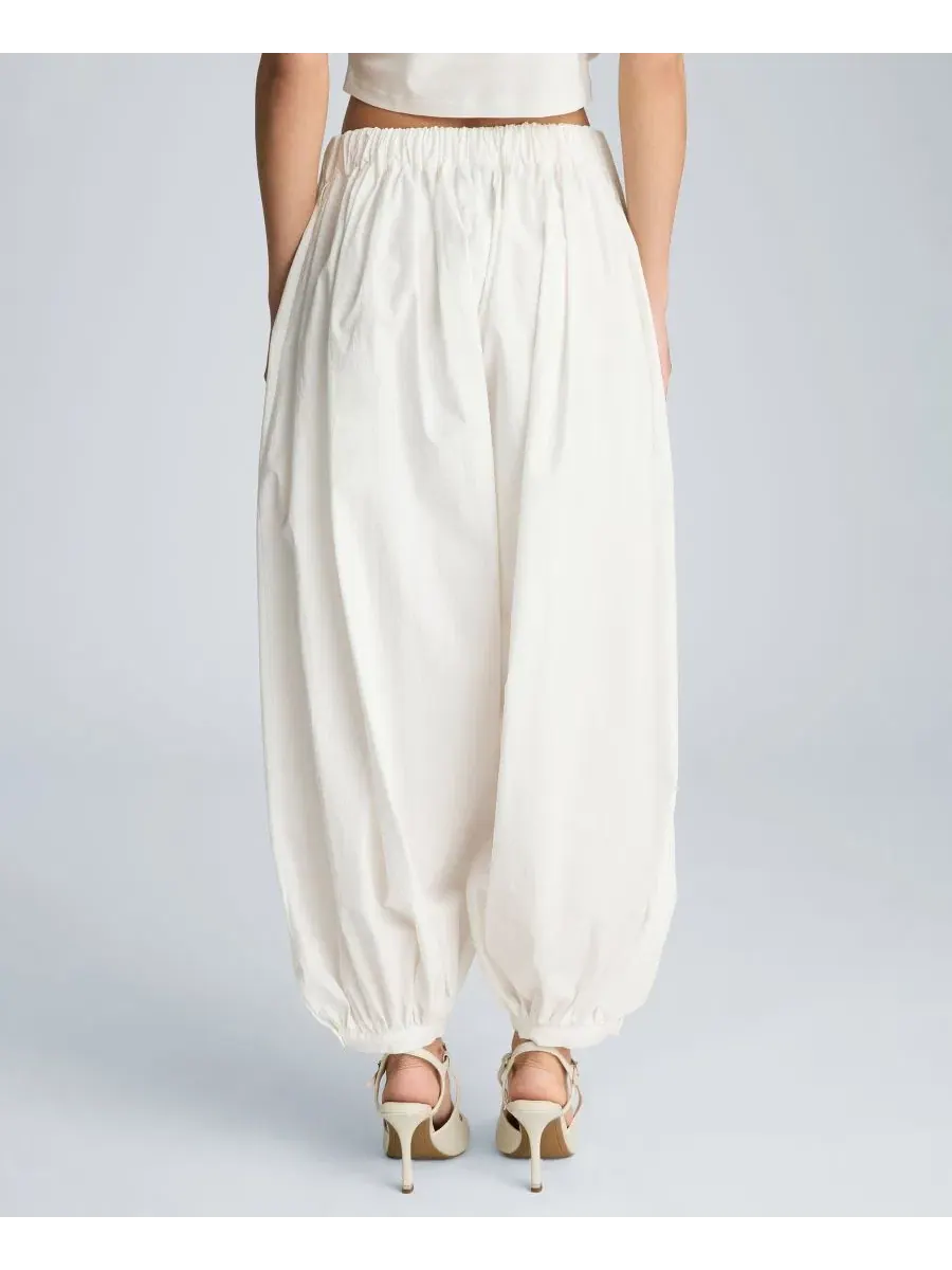 Брюки с объемными штанинами, модель Pull-On Bubble Leg Kenneth Cole — изображение 5 из 7, белый
