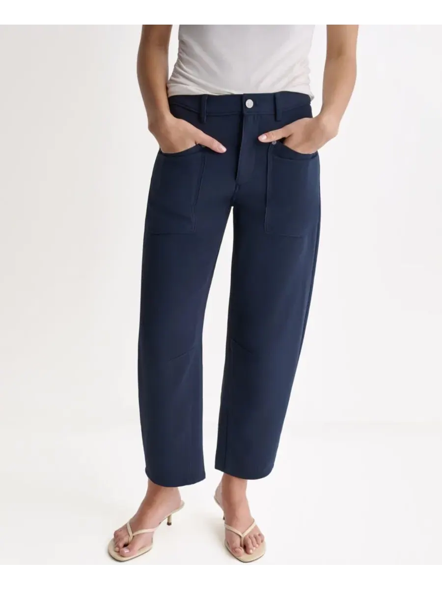 Брюки зауженные к низу с защипами BCBG