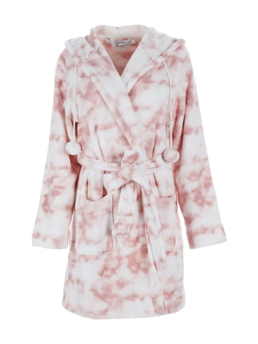 Женский халат из флиса Marble Luxe с плюшевыми помпонами MeMoi — изображение 4 из 4, бледный розовый