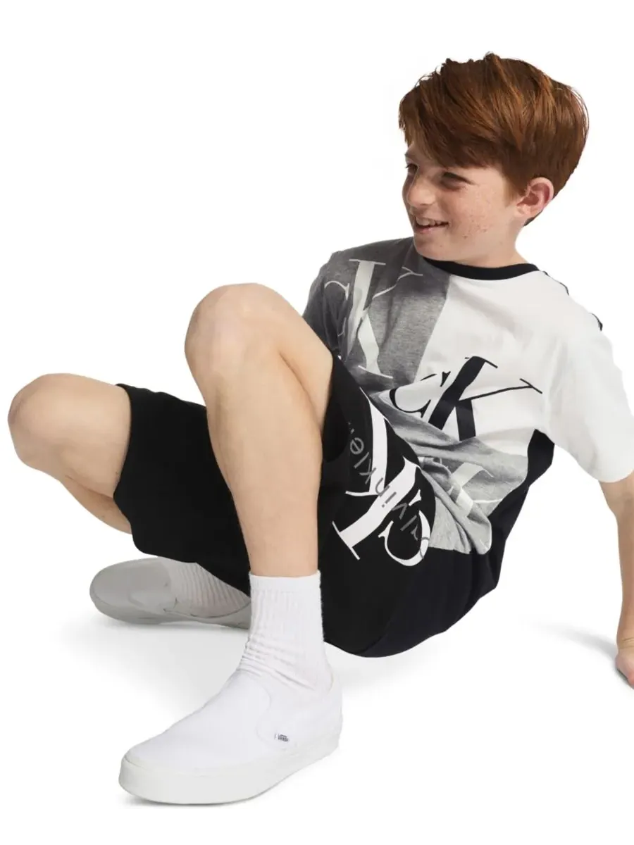 Детские шорты CK Graphic Knit Pull-On Shorts (размер 8-20) из трикотажа с графическим принтом — изображение 3 из 7, черный
