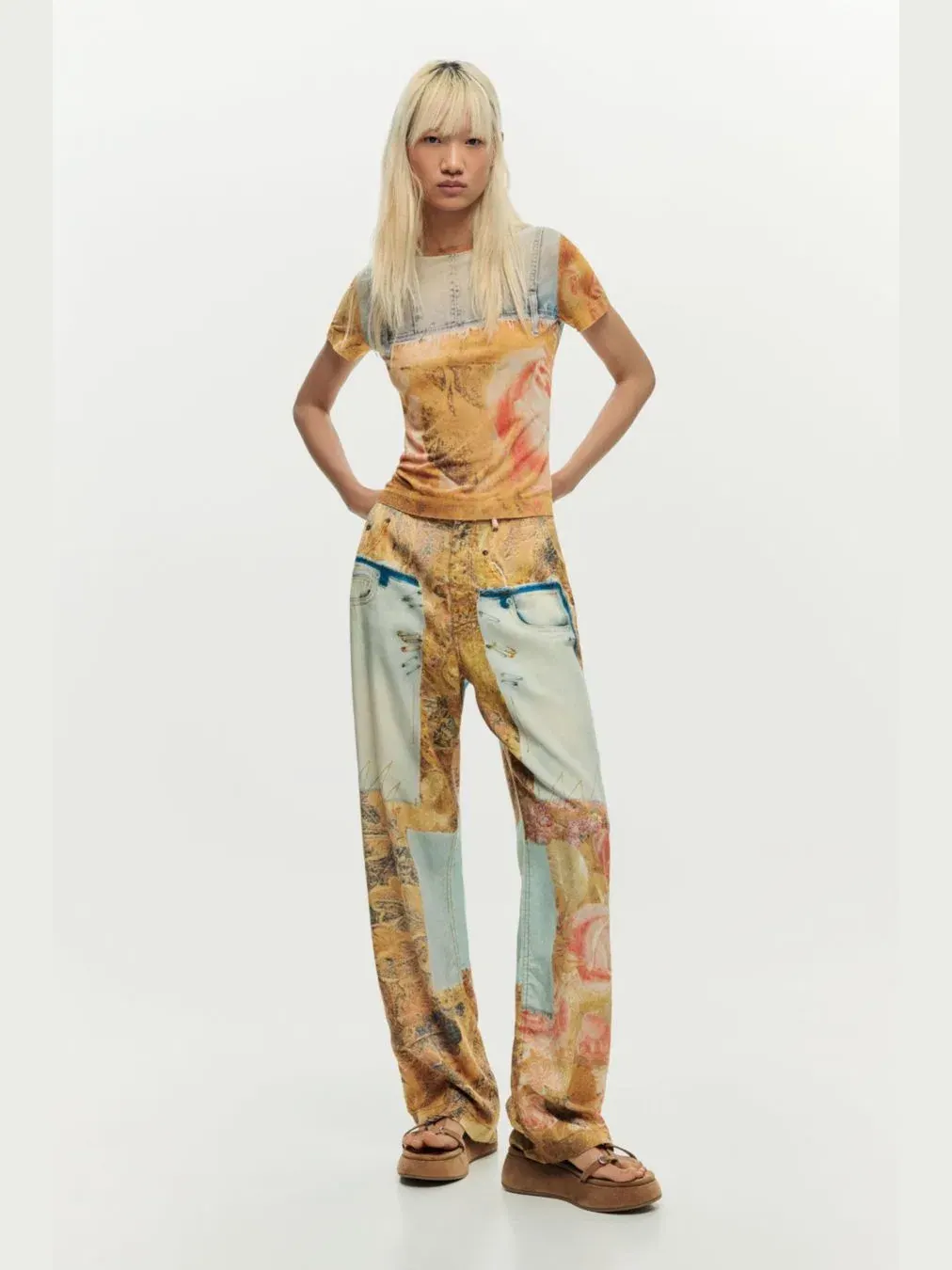 Футболка с принтом Patchwork Desigual — изображение 4 из 5, бежевый
