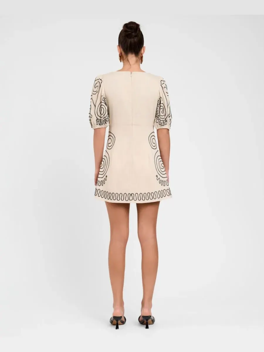 Платье мини из льна с вышивкой Swirl Embroidery RACHEL Rachel Roy — изображение 3 из 3, туманный