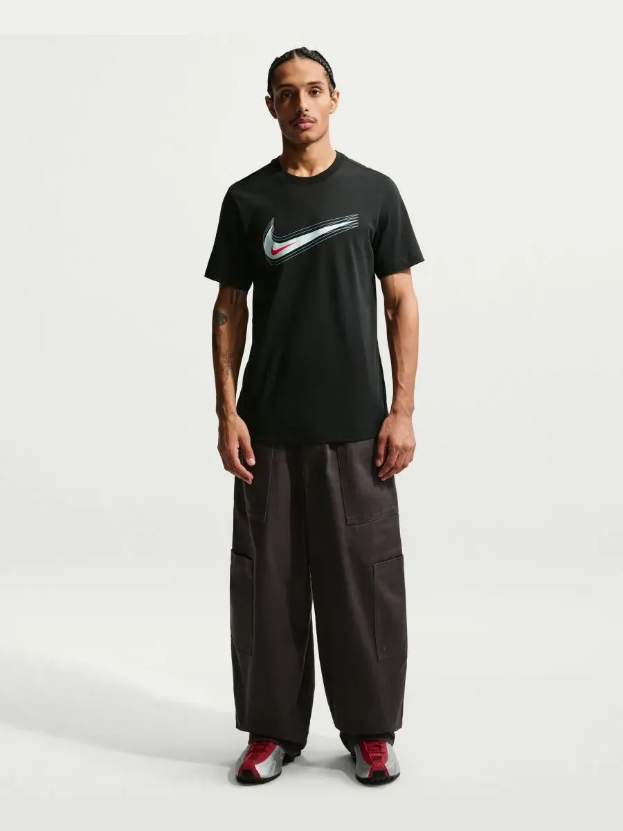 Мужская футболка с круглым вырезом и логотипом Swoosh Nike — изображение 1 из 10, черный